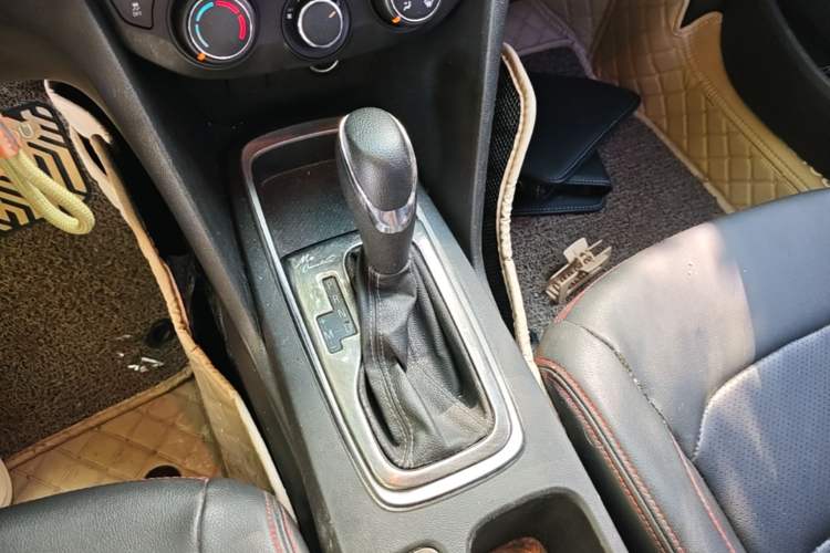 Used Chevrolet Cavalier 2018 320 Automatic Enjoyment Sunroof Edition Gear Lever