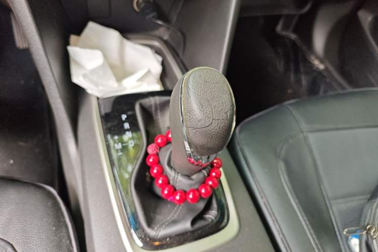 Used Chevrolet Cavalier 2018 320 Automatic Enjoyment Sunroof Edition Gear Lever