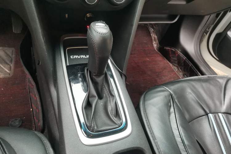 Used Chevrolet Cavalier 2018 320 Automatic Enjoyment Sunroof Edition Gear Lever