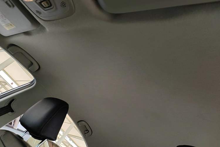 Used Chevrolet Cavalier 2018 320 Manual Enjoyment Edition Headliner