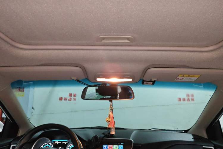 Used Chevrolet Cavalier 2018 320 Automatic Xinyue Edition Headliner