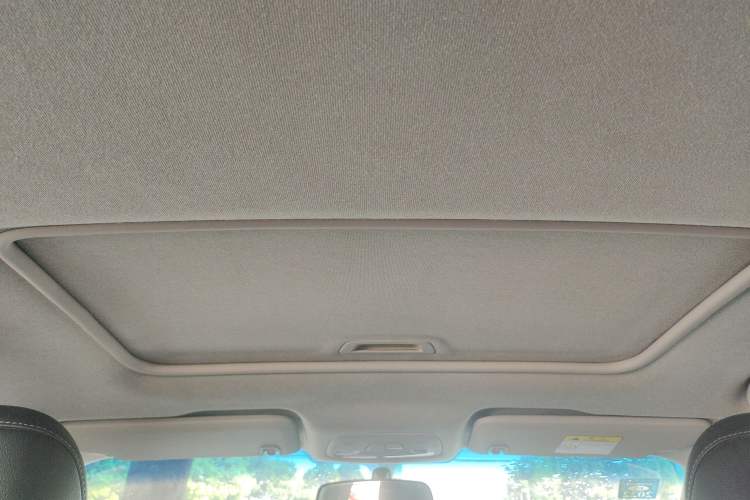Used Chevrolet Cavalier 2018 320 Automatic Xinyue Edition Headliner