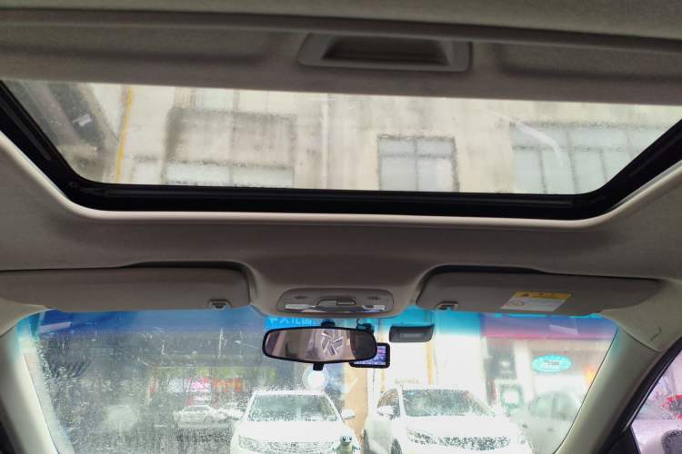 Used Chevrolet Cavalier 2018 320 Automatic Xinyue Edition Headliner