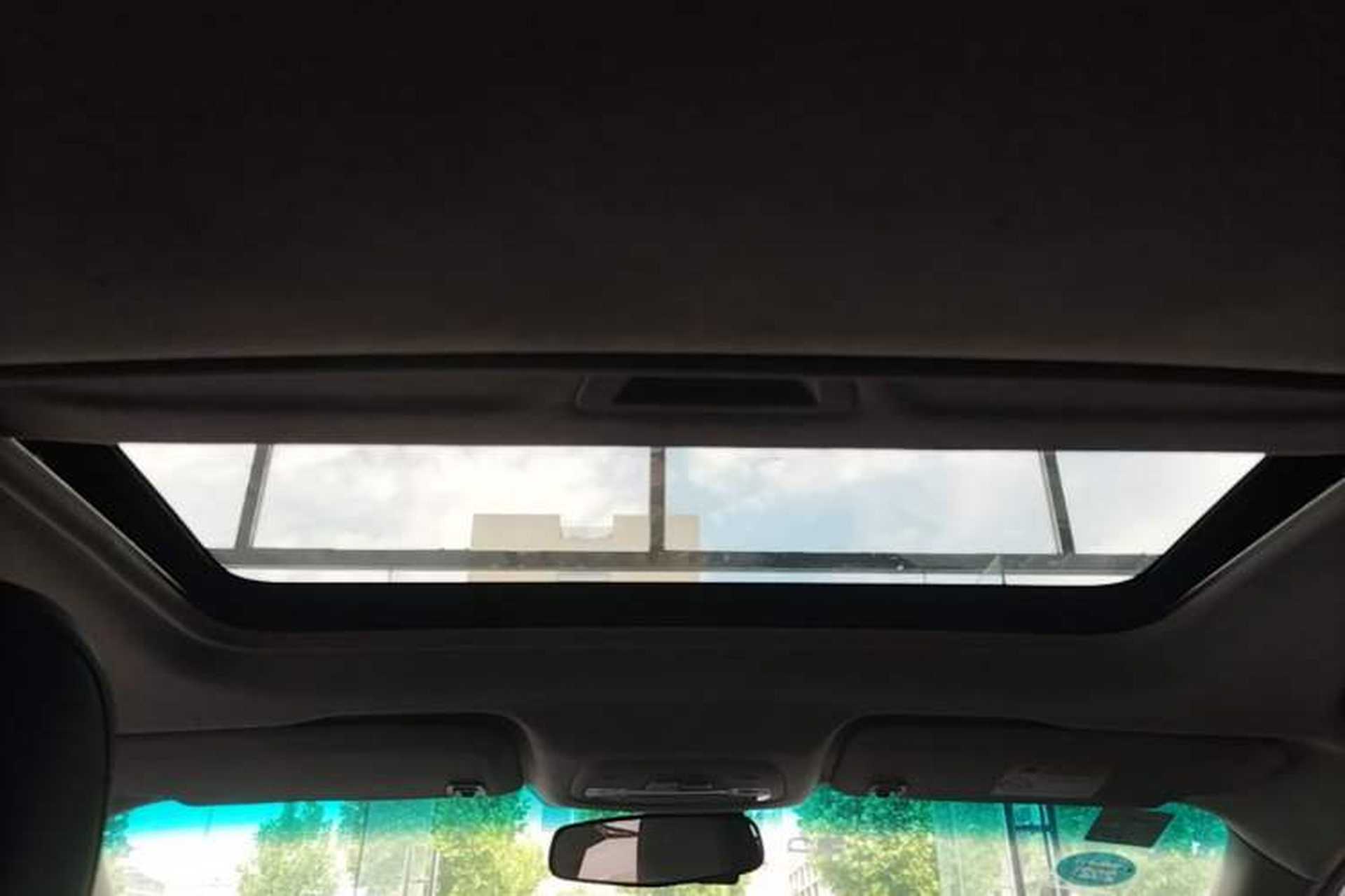 Used Chevrolet Cavalier 2018 320 Automatic Xinyue Edition Headliner