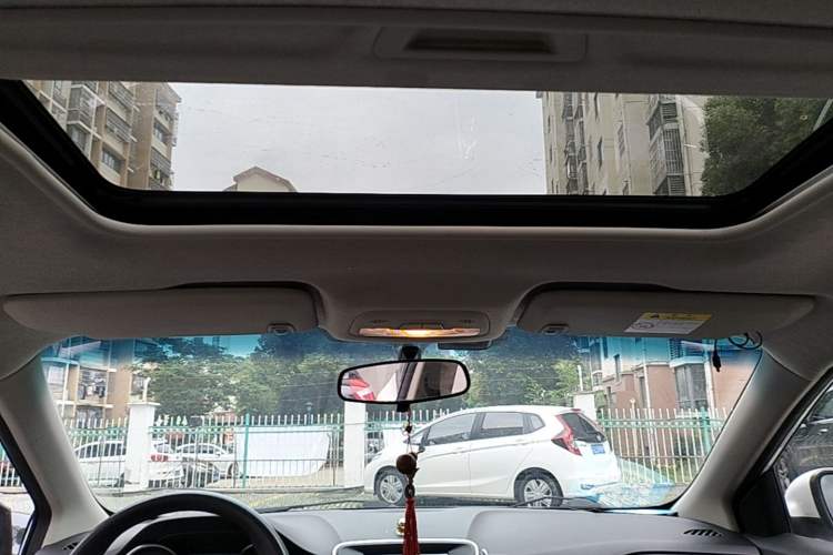 Used Chevrolet Cavalier 2018 320 Automatic Xinyue Edition Headliner