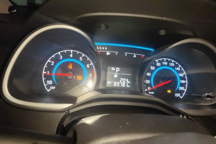 Used Chevrolet Cavalier 2018 320 Automatic Enjoyment Edition Instrument Cluster