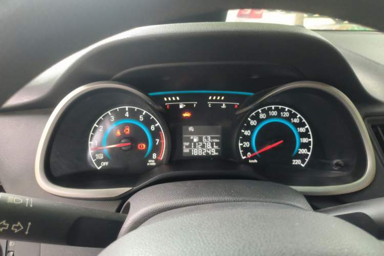 Used Chevrolet Cavalier 2018 320 Manual Enjoyment Edition Instrument Cluster