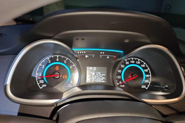 Used Chevrolet Cavalier 2018 320 Automatic Enjoyment Edition Instrument Cluster