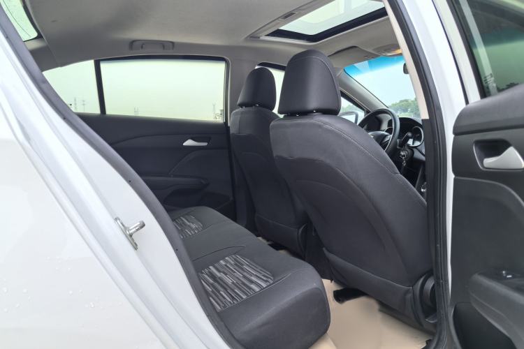 Used Chevrolet Cavalier 2018 320 Automatic Enjoyment Sunroof Edition Interior 3
