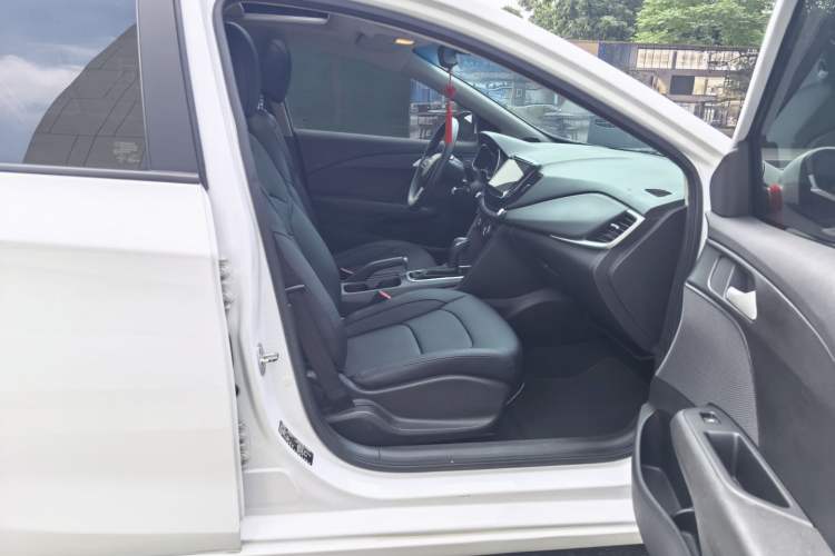 Used Chevrolet Cavalier 2018 320 Automatic Enjoyment Sunroof Edition Interior 4