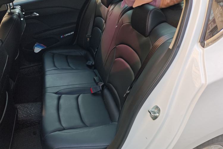 Used Chevrolet Cavalier 2018 320 Automatic Xinyue Edition Interior 4