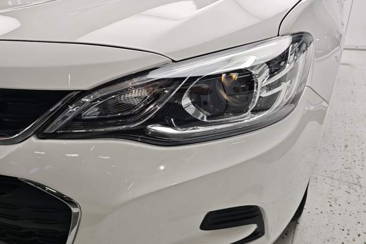 Used Chevrolet Cavalier 2018 320 Automatic Xinyue Edition Left Front Headlight
