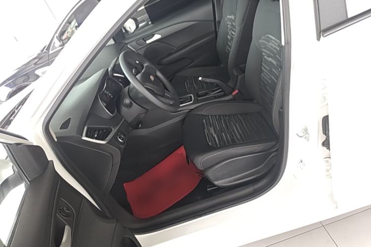 Used Chevrolet Cavalier 2018 320 Automatic Enjoyment Sunroof Edition Left Front Seat
