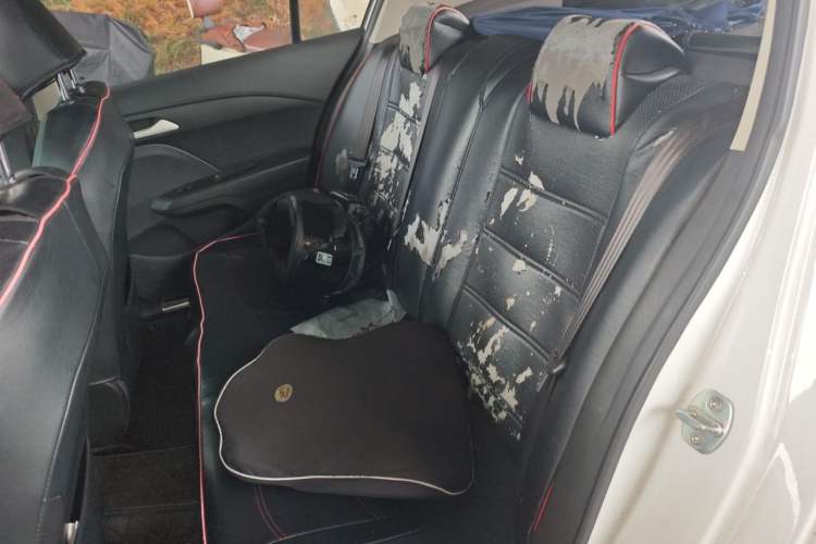 Used Chevrolet Cavalier 2018 320 Automatic Enjoyment Sunroof Edition Left Rear Seat