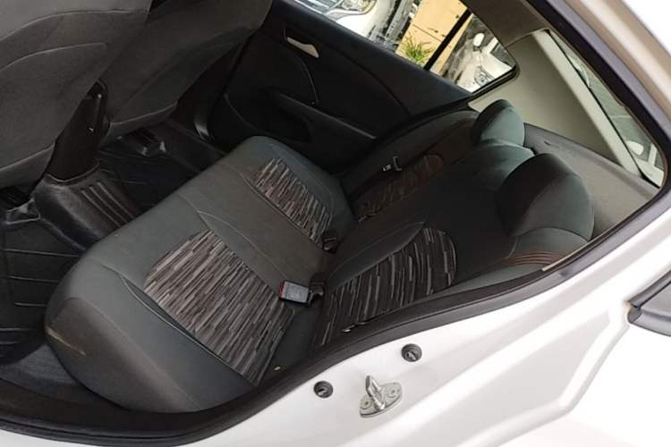 Used Chevrolet Cavalier 2018 320 Automatic Enjoyment Sunroof Edition Left Rear Seat