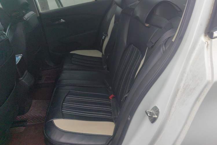 Used Chevrolet Cavalier 2018 320 Manual Xinyue Edition Left Rear Seat