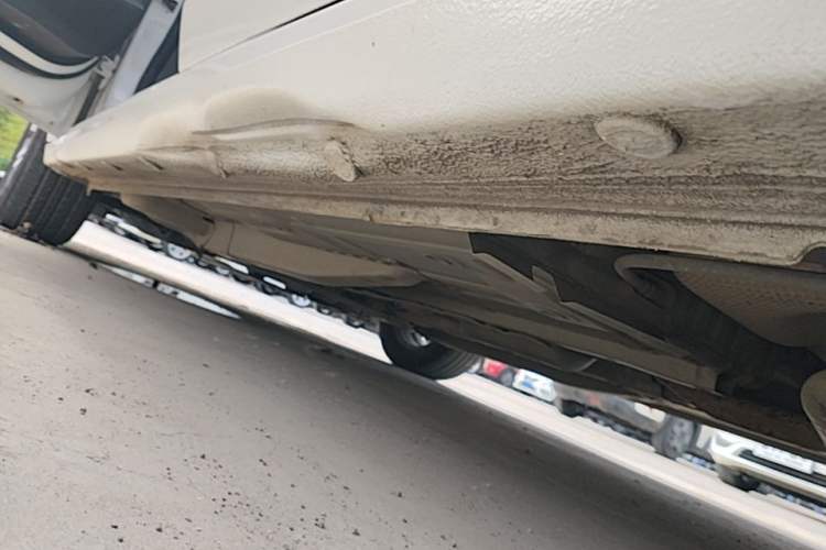 Used Chevrolet Cavalier 2018 320 Automatic Enjoyment Sunroof Edition Left Side Sill
