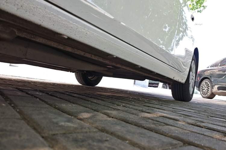Used Chevrolet Cavalier 2018 320 Automatic Enjoyment Sunroof Edition Left Side Sill