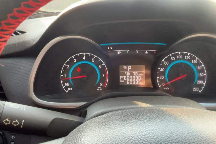 Used Chevrolet Cavalier 2018 320 Automatic Enjoyment Sunroof Edition Odometer Close Up