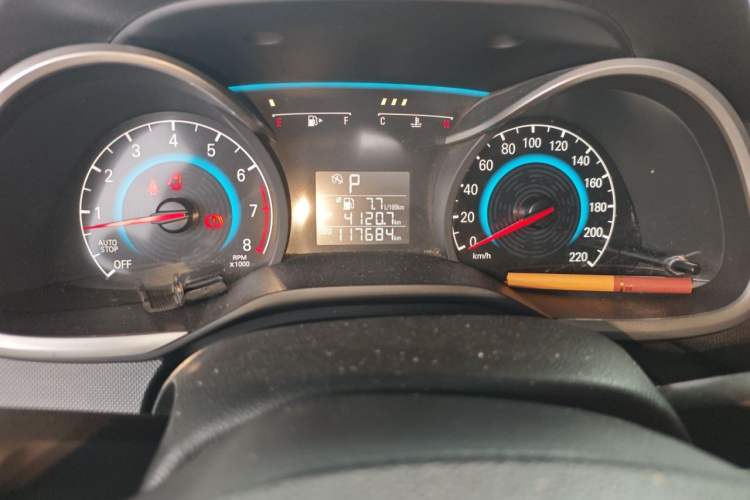 Used Chevrolet Cavalier 2018 320 Automatic Enjoyment Sunroof Edition Odometer Close Up