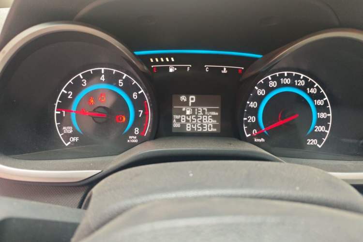 Used Chevrolet Cavalier 2018 320 Automatic Enjoyment Sunroof Edition Odometer Close Up