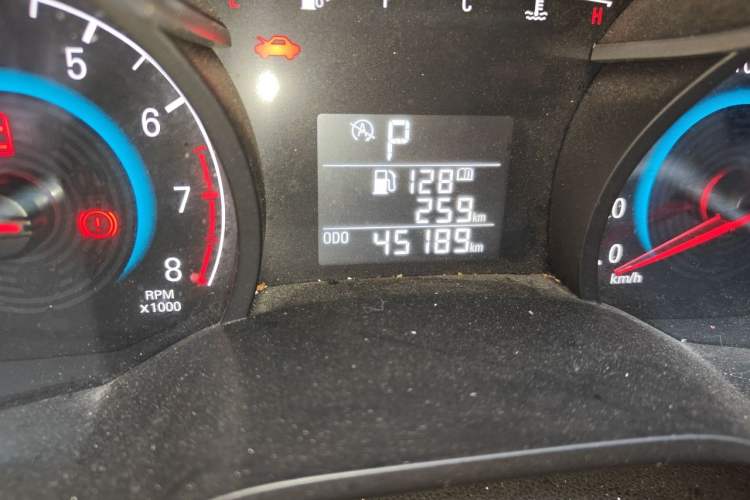 Used Chevrolet Cavalier 2018 320 Automatic Enjoyment Sunroof Edition Odometer Close Up