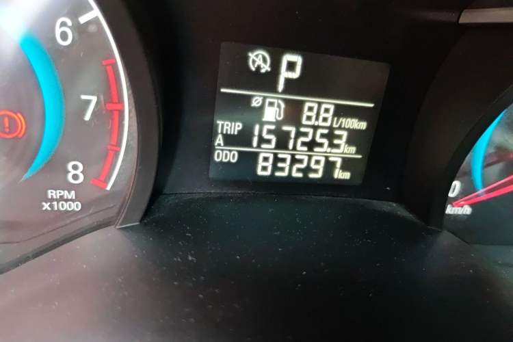 Used Chevrolet Cavalier 2018 320 Automatic Enjoyment Sunroof Edition Odometer Close Up