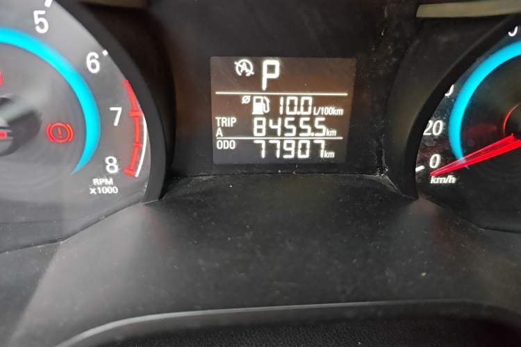 Used Chevrolet Cavalier 2018 320 Automatic Enjoyment Sunroof Edition Odometer Close Up