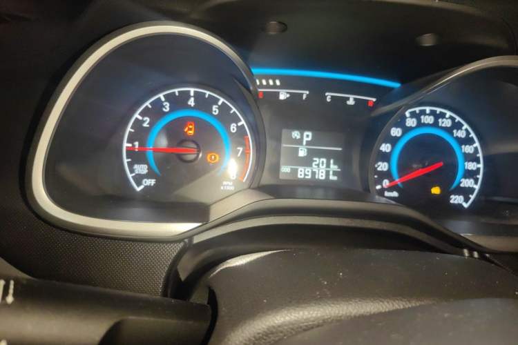 Used Chevrolet Cavalier 2018 320 Automatic Enjoyment Edition Odometer Close Up