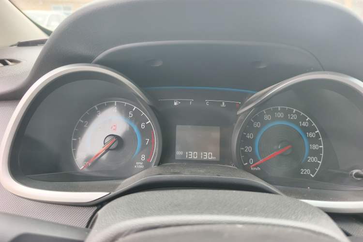 Used Chevrolet Cavalier 2018 320 Automatic Enjoyment Edition Odometer Close Up