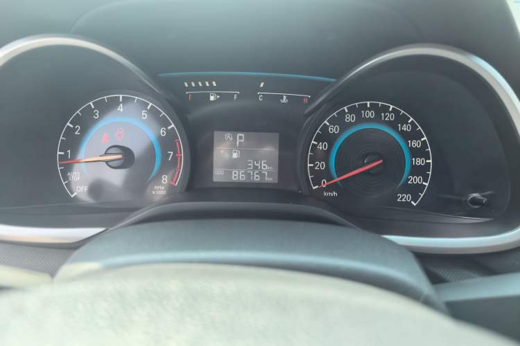 Used Chevrolet Cavalier 2018 320 Automatic Enjoyment Sunroof Edition Odometer Close Up