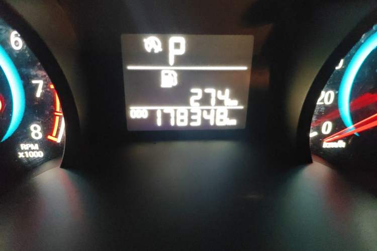 Used Chevrolet Cavalier 2018 320 Automatic Xinyue Edition Odometer Close Up