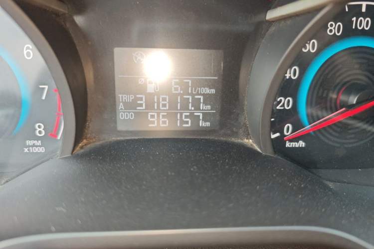 Used Chevrolet Cavalier 2018 320 Automatic Enjoyment Edition Odometer Close Up