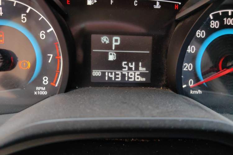 Used Chevrolet Cavalier 2018 320 Automatic Enjoyment Sunroof Edition Odometer Close Up