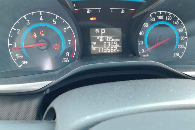 Used Chevrolet Cavalier 2018 320 Automatic Xinyue Edition Odometer Close Up
