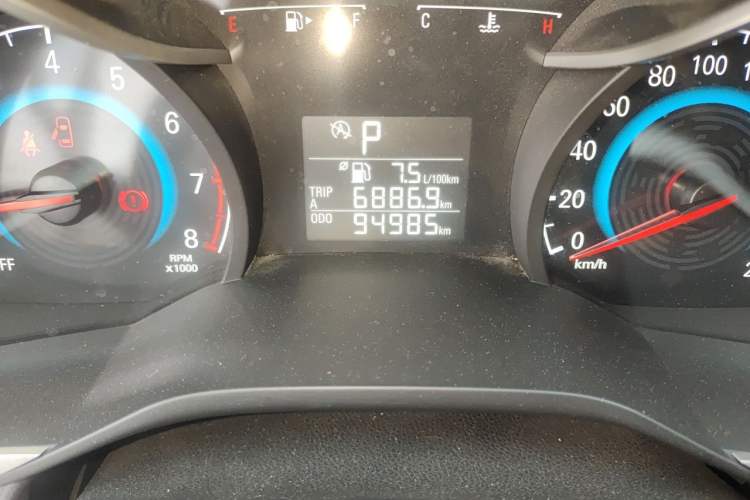 Used Chevrolet Cavalier 2018 320 Automatic Xinyue Edition Odometer Close Up