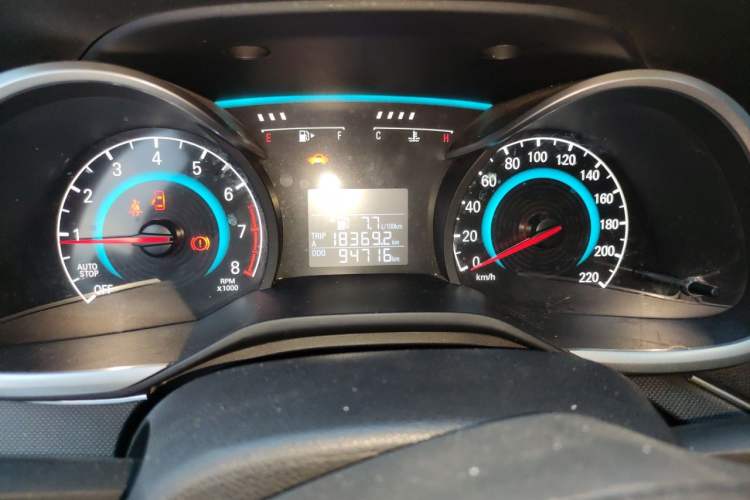 Used Chevrolet Cavalier 2018 320 Automatic Enjoyment Sunroof Edition Odometer Close Up