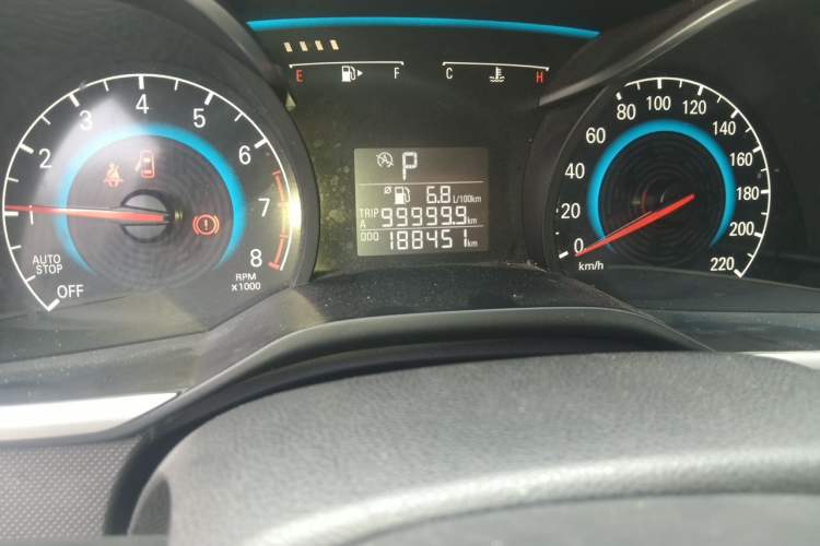 Used Chevrolet Cavalier 2018 320 Automatic Enjoyment Sunroof Edition Odometer Close Up