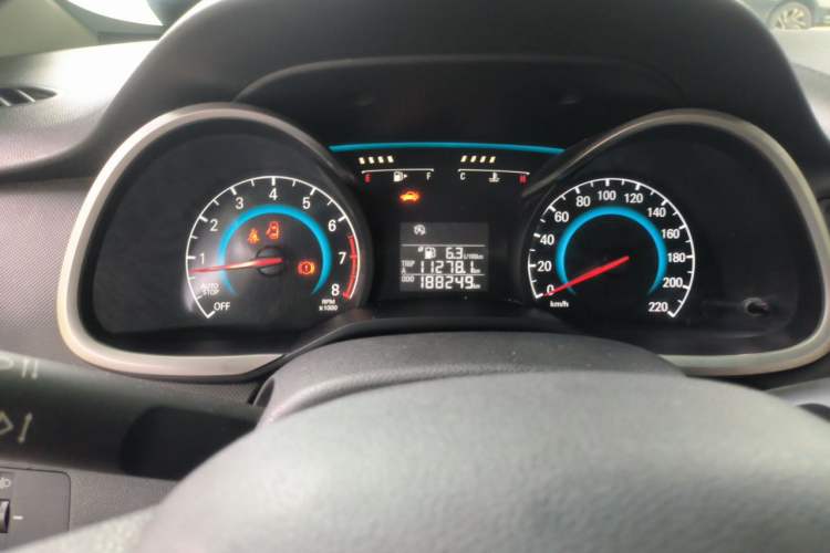 Used Chevrolet Cavalier 2018 320 Manual Enjoyment Edition Odometer Close Up