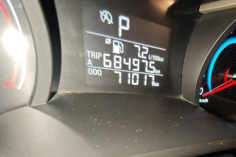 Used Chevrolet Cavalier 2018 320 Automatic Enjoyment Sunroof Edition Odometer Close Up