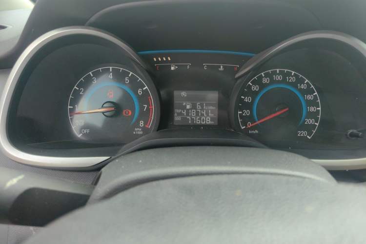 Used Chevrolet Cavalier 2018 320 Manual Xinyue Edition Odometer Close Up
