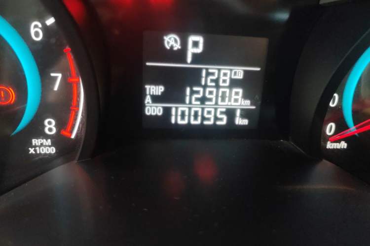 Used Chevrolet Cavalier 2018 320 Automatic Xinyue Edition Odometer Close Up