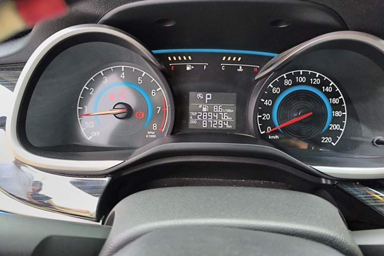 Used Chevrolet Cavalier 2018 320 Automatic Enjoyment Sunroof Edition Odometer Close Up