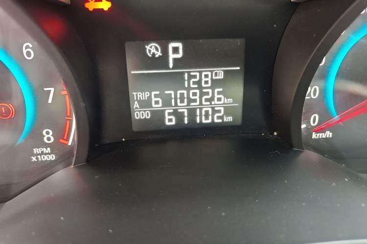 Used Chevrolet Cavalier 2018 320 Automatic Enjoyment Edition Odometer Close Up