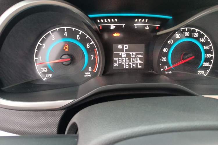 Used Chevrolet Cavalier 2018 320 Automatic Enjoyment Sunroof Edition Odometer Close Up