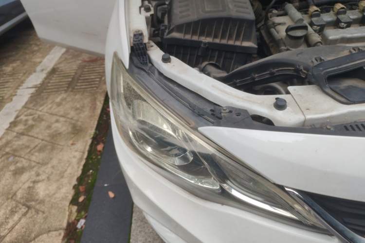 Used Chevrolet Cavalier 2018 320 Automatic Xinyue Edition Right Front Headlight