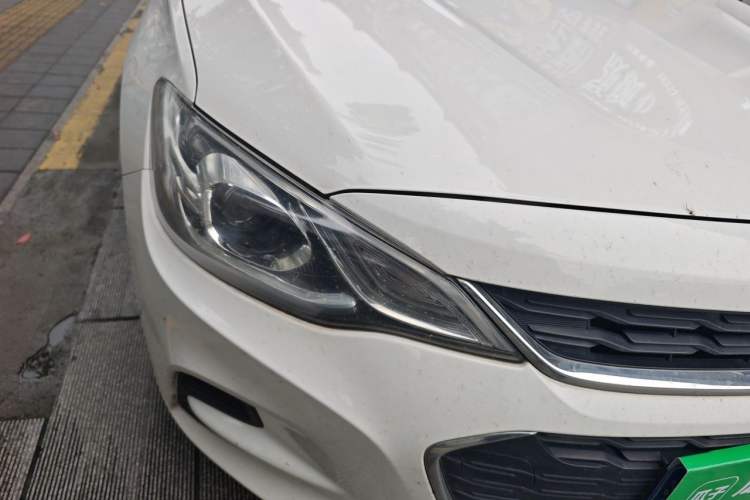 Used Chevrolet Cavalier 2018 320 Automatic Xinyue Edition Right Front Headlight