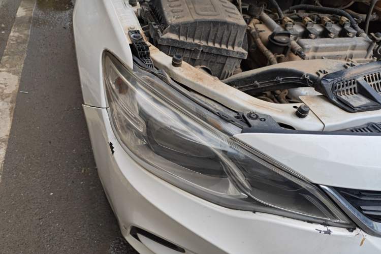 Used Chevrolet Cavalier 2018 320 Automatic Enjoyment Sunroof Edition Right Front Headlight