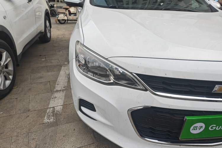 Used Chevrolet Cavalier 2018 320 Manual Enjoyment Edition Right Front Headlight