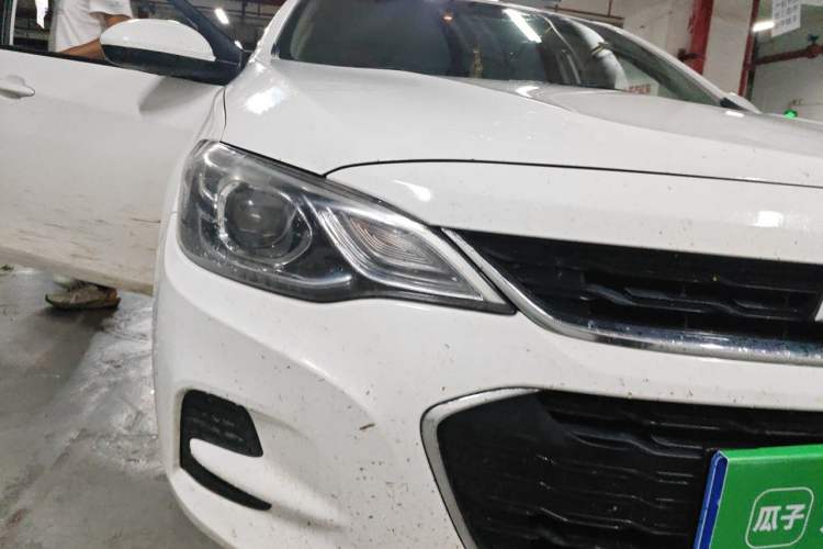 Used Chevrolet Cavalier 2018 320 Automatic Xinyue Edition Right Front Headlight
